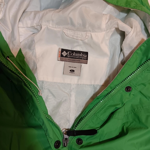 Columbia rain jacket size large green and white like new - Picture 5 of 5